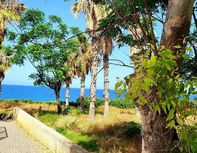 Villa Aphrodite By The Sea *