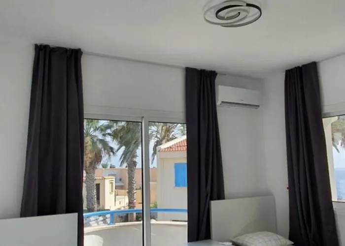 Villa Aphrodite By The Sea *