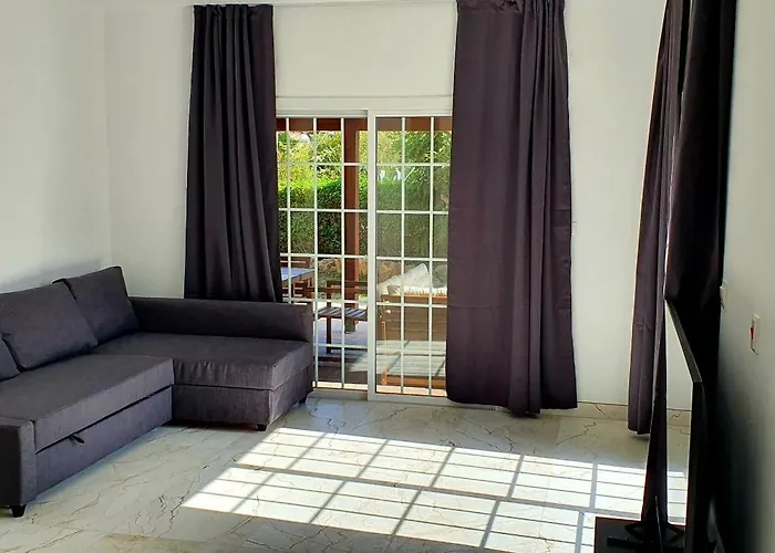 Villa Aphrodite By The Sea *