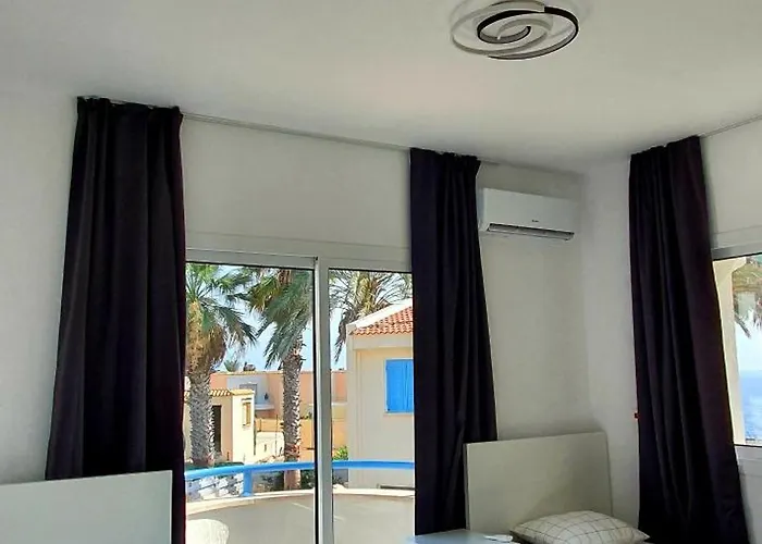 Aphrodite By The Sea Villa *