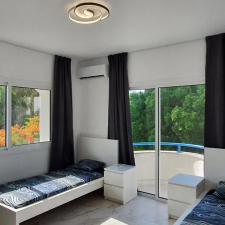 Villa Aphrodite By The Sea